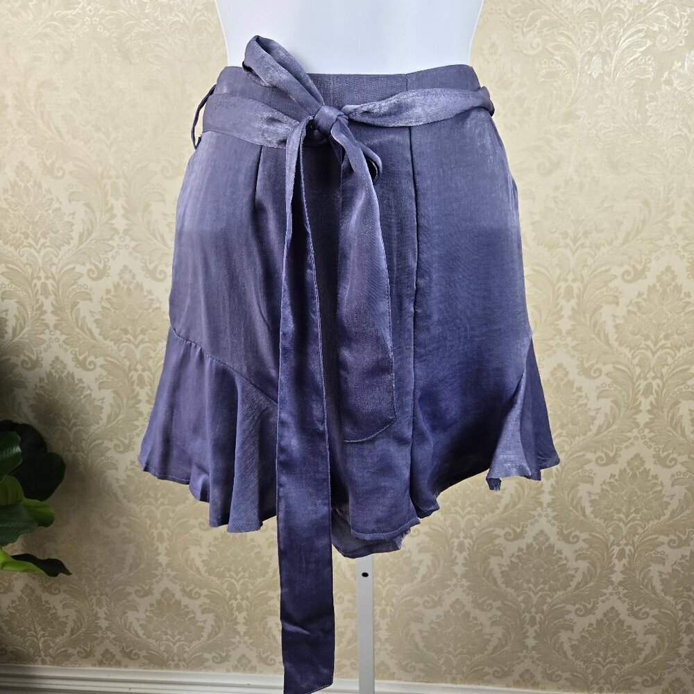 Hyfve Size Large Blue/Purple Short Ruffle Side Hem Removable Tie Belt Back Zip